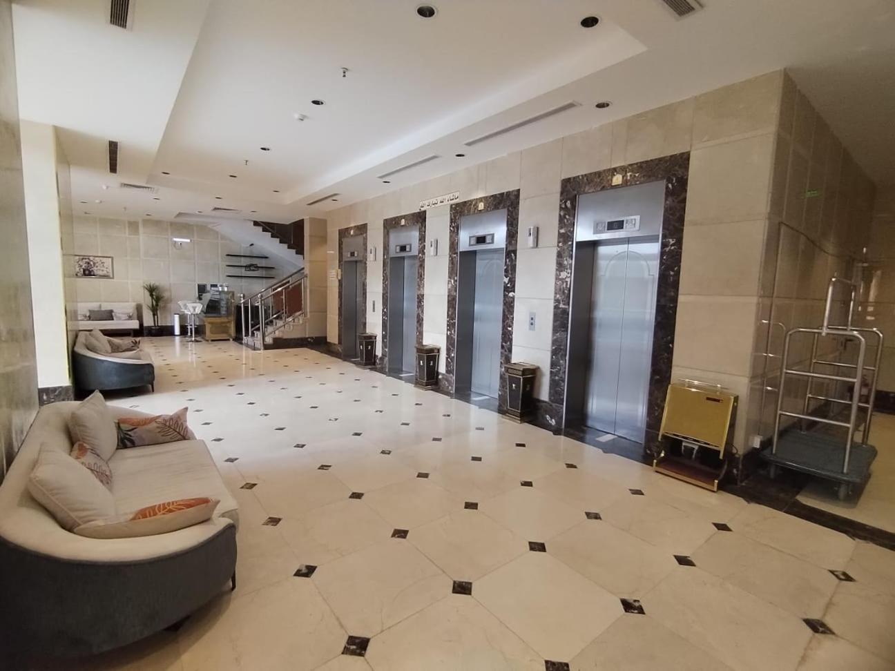 Al Kiram Hotel Al Azizia Mecca Exterior photo